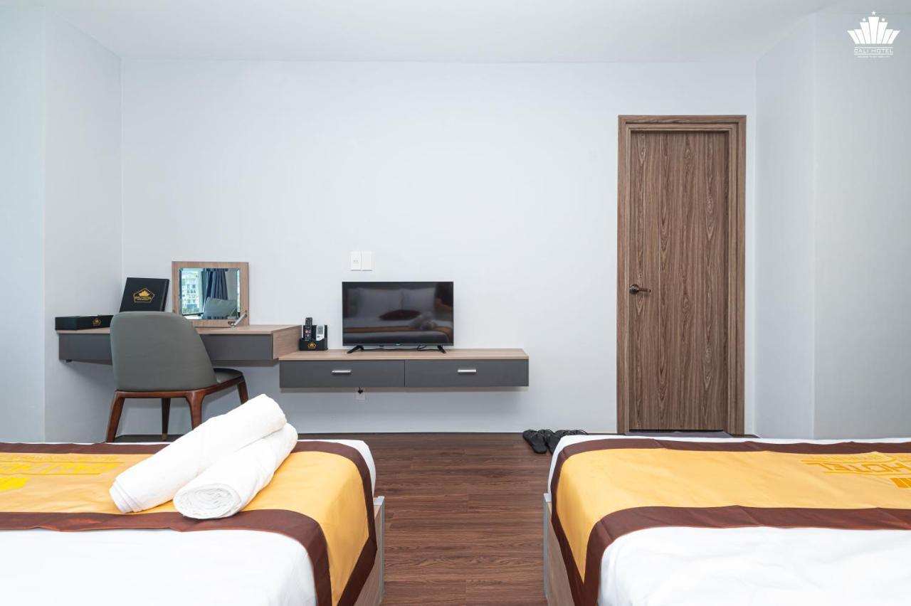 Cali Hotel Куинён Экстерьер фото