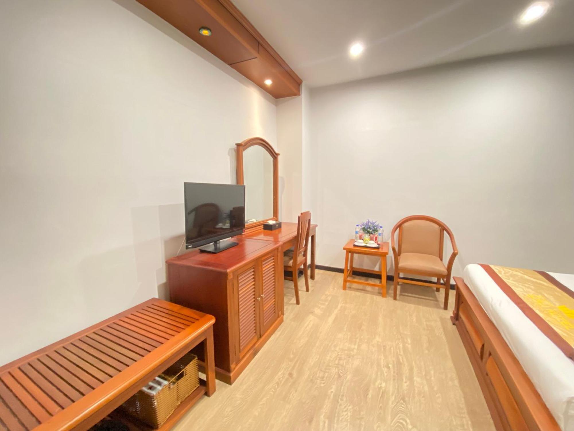Cali Hotel Куинён Экстерьер фото